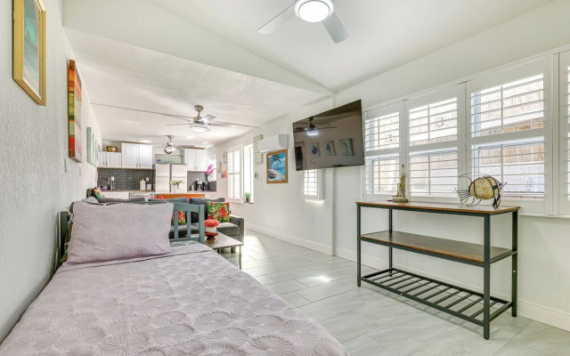 'driftwood Beach Suite' - Walk to Clearwater Bch
