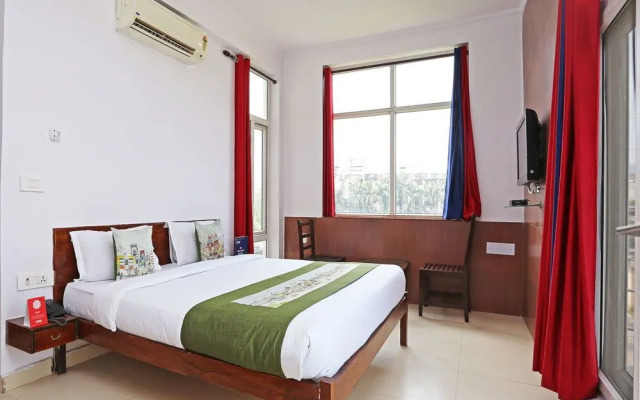 OYO 9843 Hotel Sound Sleep