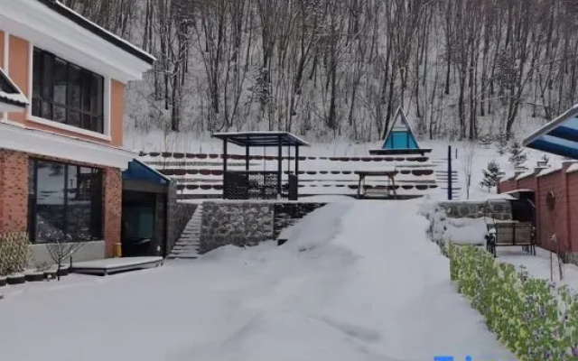 Huashe Shanju·Party Party Villa Meishu (Yabuli Ski Tourist Area Branch) - Villas_and_Bungalows in 哈尔滨市 - Photo 5