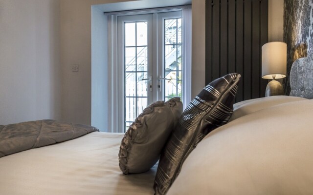 The Coach House- 3 Bedroom Holiday Home
