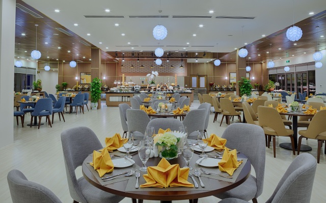 Royal Lotus Ha Long Resort and Villas