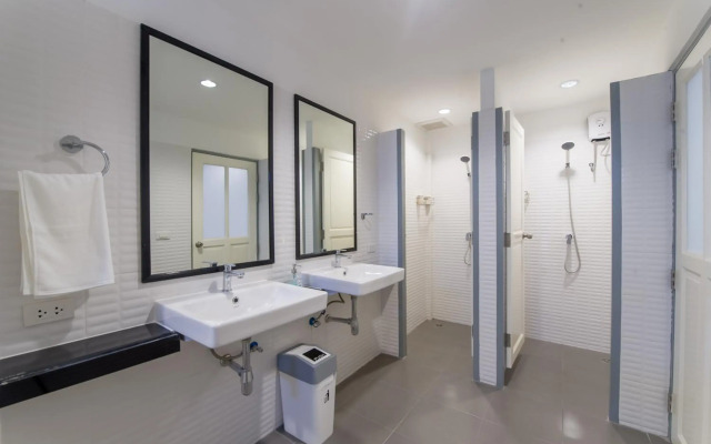 X9Hostel