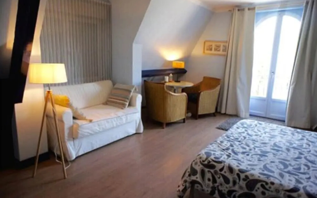 Bed & Breakfast Crosne Plazza & Spa