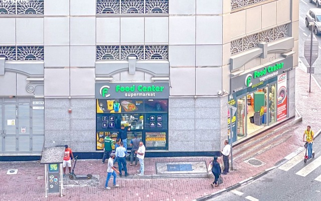 Experience Luxurious Sky High Marina Living