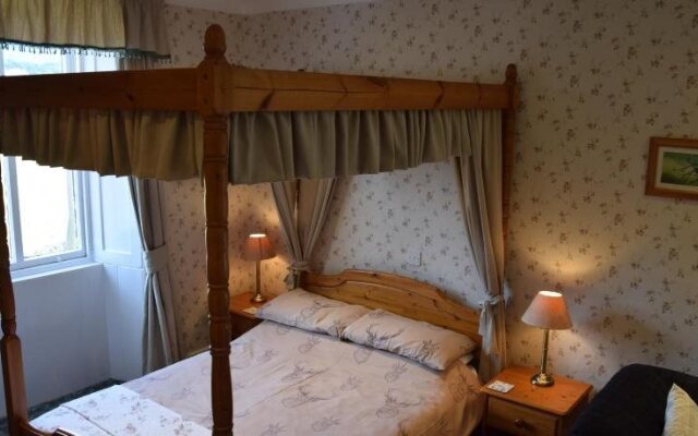 Dall Lodge Country House