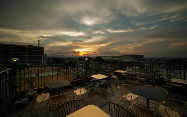950 Condotel