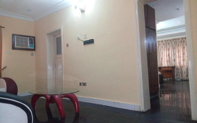 D'Luxx Villa & Suits