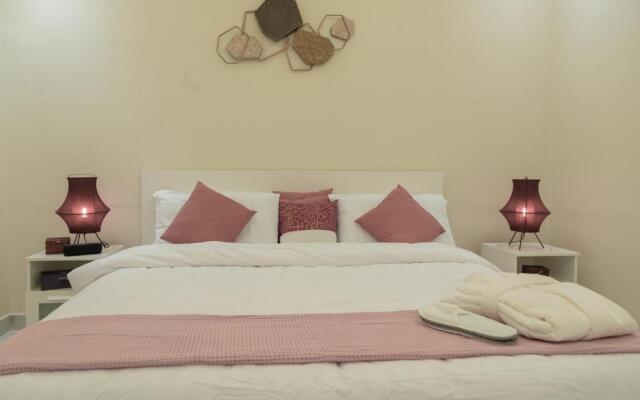 No.8-9 Relax & Enjoy Time w/Manazil Alyasmin 2BR/1or2BA