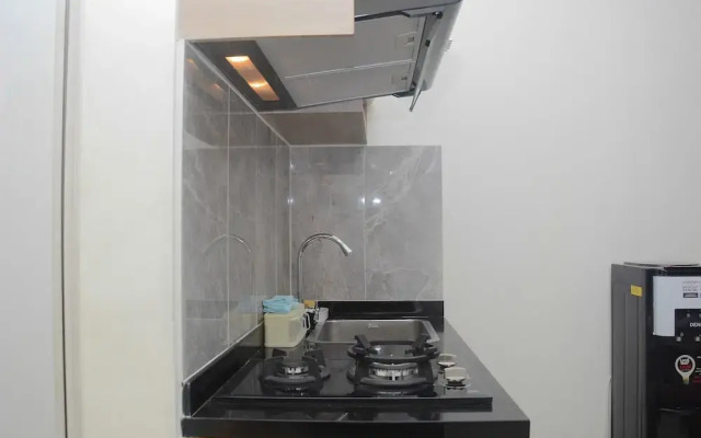 Simply Modern 2BR Green Pramuka Apartment