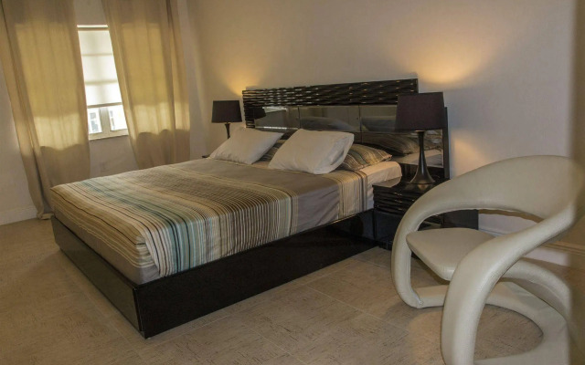 Gables Cove Hotel