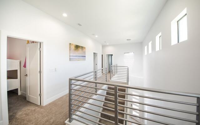 7BR Reunion Pool Home 1543 by OVRH