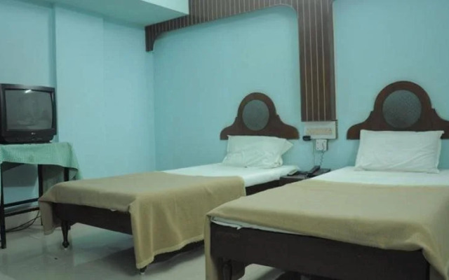 Hotel Blue Moon