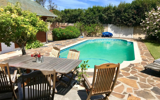 African Holiday home in Table View