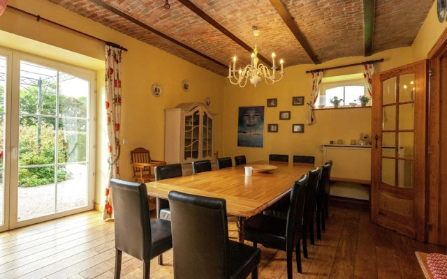 Wonderful Holiday Home in Saint-hubert With Sauna