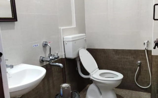 Hotel Sugam Karaikudi