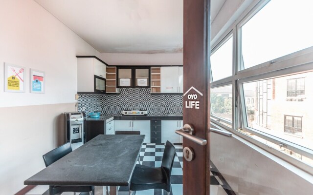 W Residence by OYO Rooms