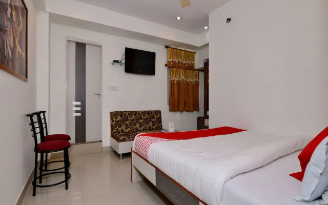 OYO 15164 Hotel Shree Radhey