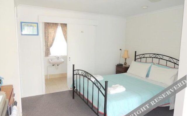 Carmens Inn Holiday Units