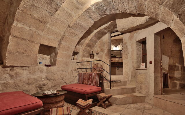 Chelebi Cave House