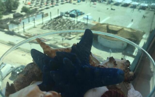 Velvet 64 apartament pe plaja