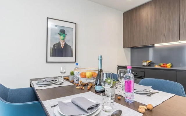 Icon H 402 Suite Business