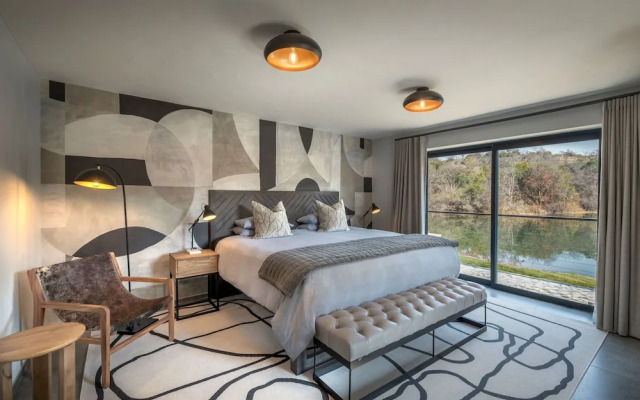 Riverhorse Lodge