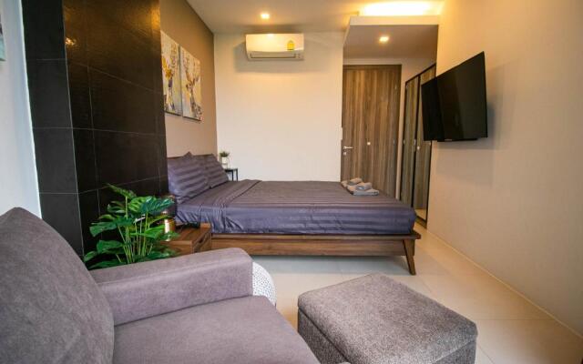 Escape Condominiums Beachfront Suites - Mae Phim