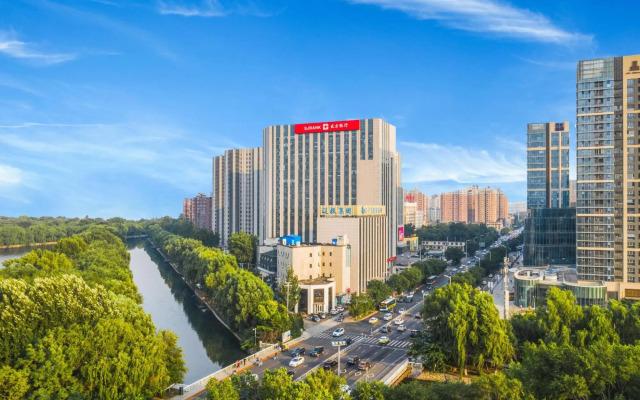 Xana Lite Hotelle (Shenyang Beiling Park Liaoning Building)