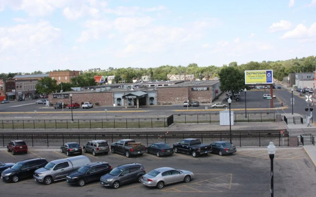 Gladstone Inn & Suites