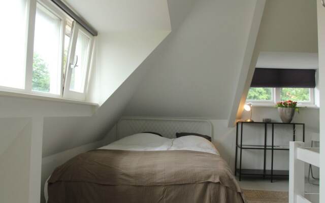 Holiday Home in Bergen With Terrace, Garden, Lounge Set