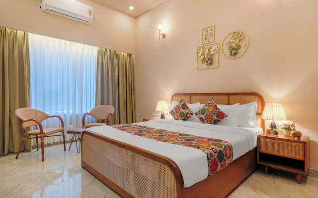Alaya stay Dochi 4BHK apt with Hill View