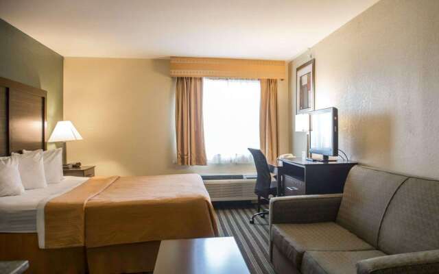 Quality Inn & Suites Loves Park near Rockford