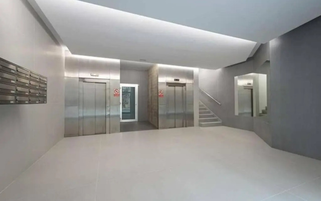 SUITE LUX APARTMENT. 80m FROM BEACH. FreeParking.