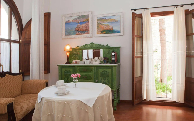 Hotel S'Ardeviu