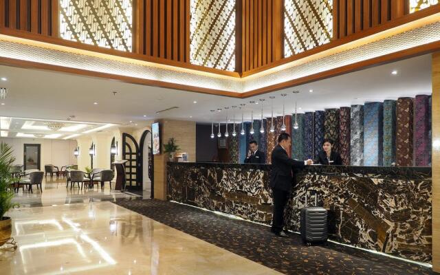 Le Polonia Hotel & Convention Medan