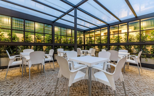 Hotel Avenida Park