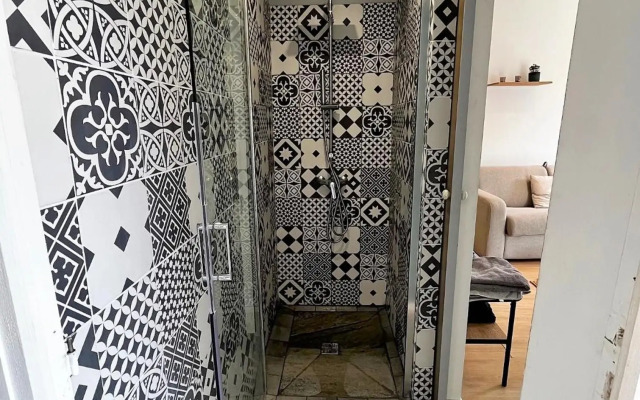 Charmant bungalow climatisé avec jacuzzi