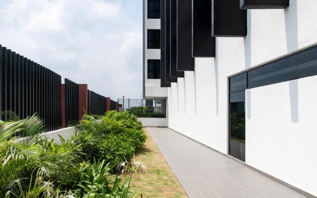 The Canvas Hotel