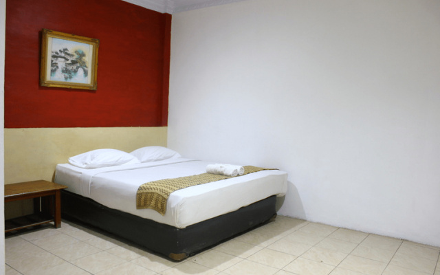 Holiday Hotel – Guest Rooms – Pekanbaru