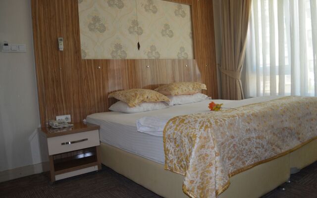 Yildirim Hotel