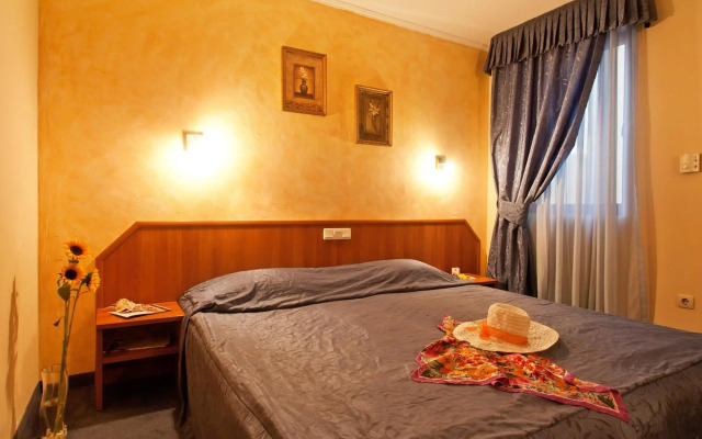 Saint George Hotel & Medical Spa