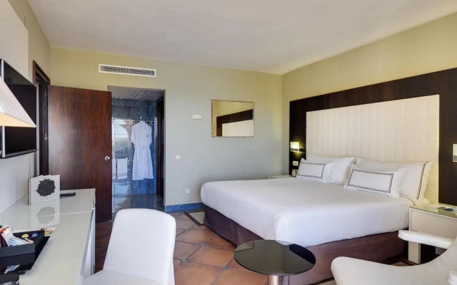 Meliá Zahara Resort & Villas