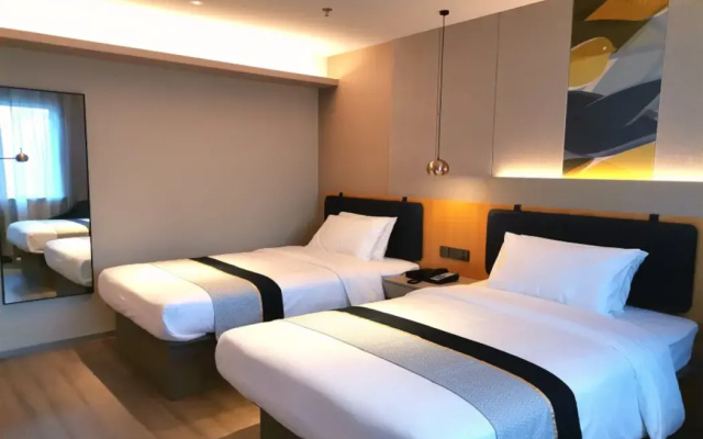 Home Inn Business Hotel (Jinzhou Liaoshen Battle Memorial Hall Shiqiaozi Early Market Branch）