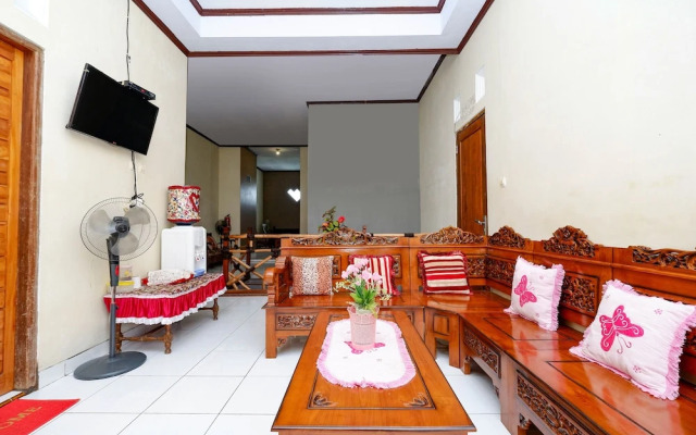 OYO 2430 Lisshaffa Homestay