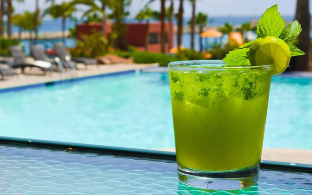 Hotel Coral And Marina