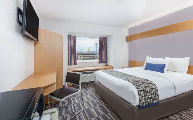 Microtel Inn & Suites by Wyndham Ardmore