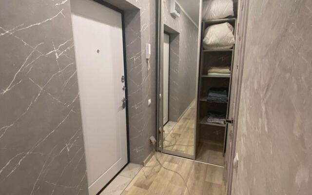 Апартаменты на улице Александра Курынова 4