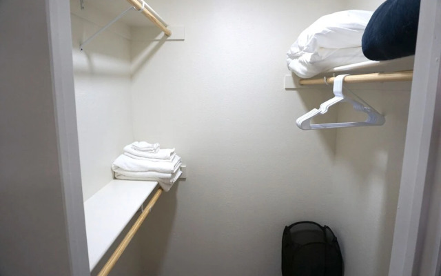 Newly Updated Cozy Home