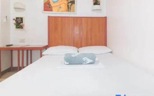 Stay Malate Hostel by RedDoorz