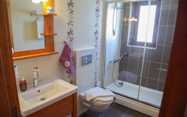 Alacati Leylak Hotel